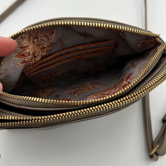 HOBO VINTAGE HIDE CROSSBODY - Picture 7 of 10